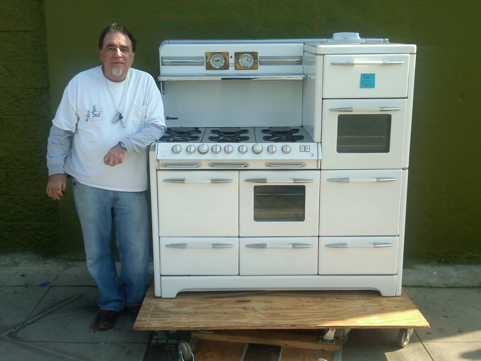 David with sove before packing